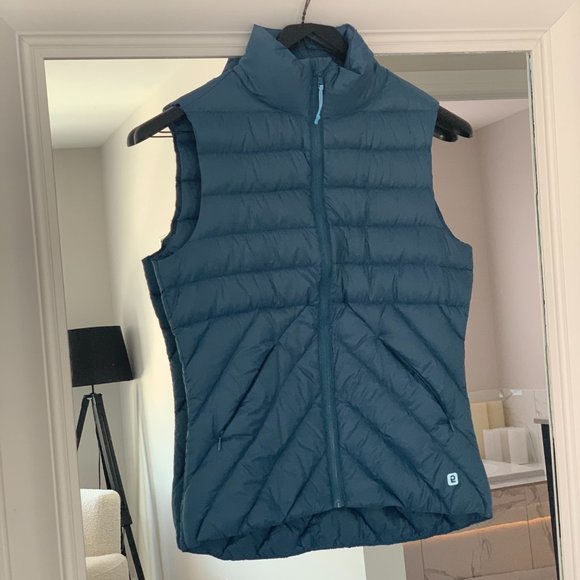 i.FiV5 Women's Mixed Quilting Vest by SIMONS - Picture 5 of 10